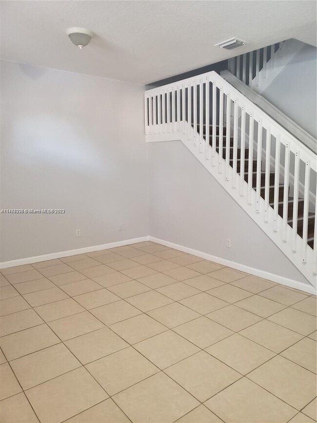 Building Photo - 806 N Santa Catalina Cir