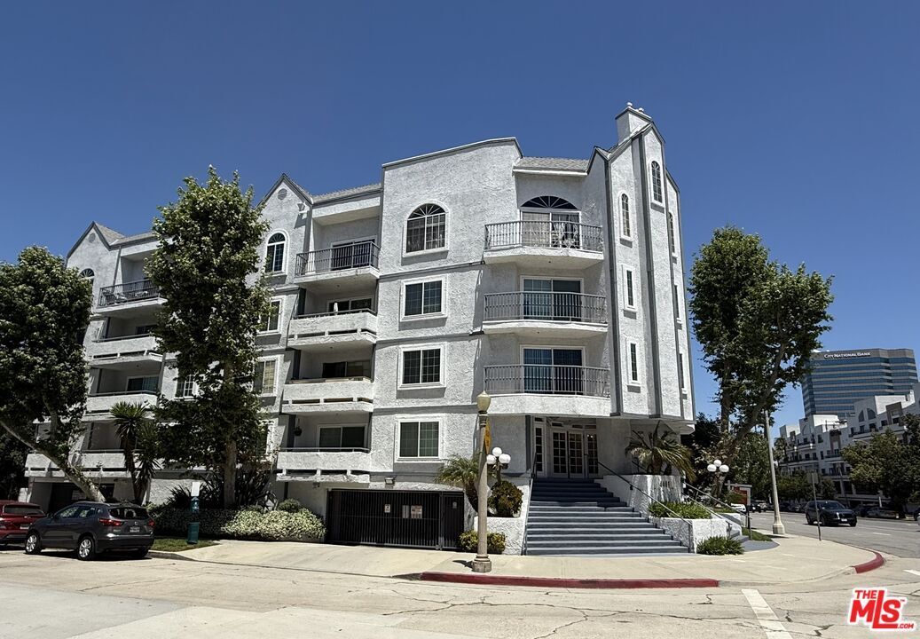 Primary Photo - 4401 Sepulveda Blvd