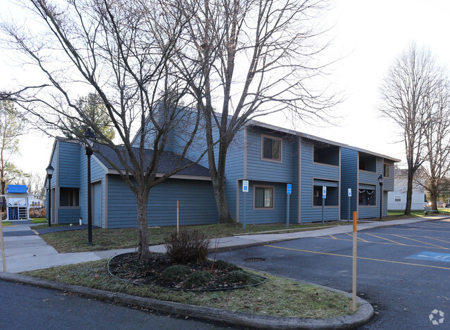 Building Photo - Bradley Place Apartments