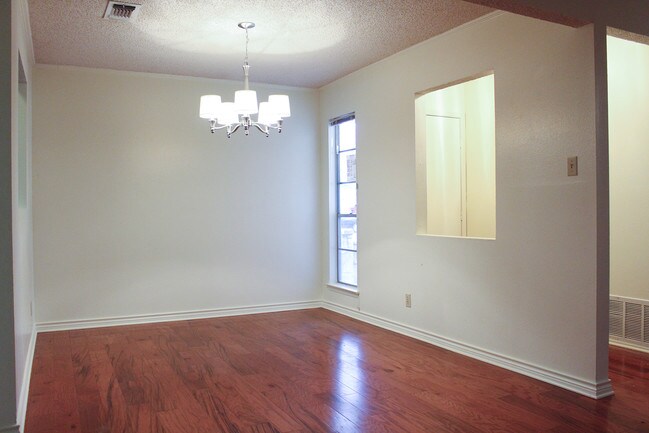 Building Photo - 3730 Pipers Field St