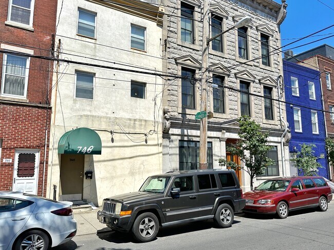 Foto del edificio - 748 S 8th St