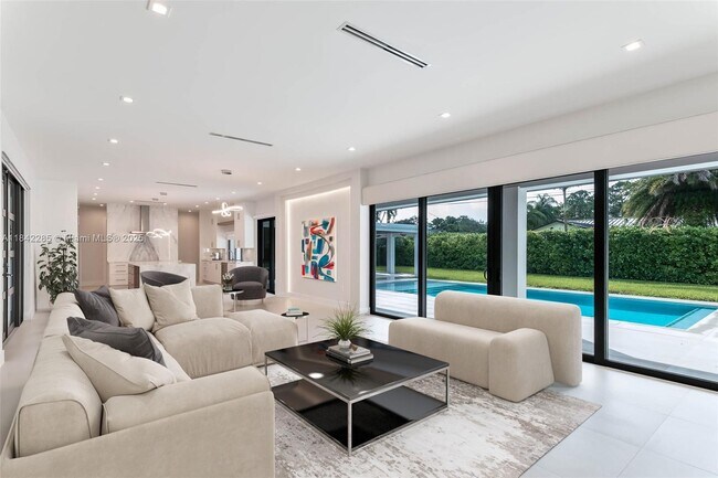 Foto del edificio - 7720 SW 130th St