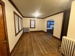 Building Photo - 1029 Spafford Ave