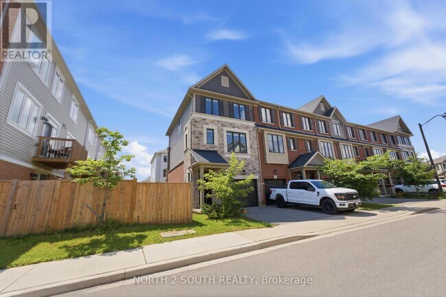 Photo du bâtiment - 14 Snowberry Ln