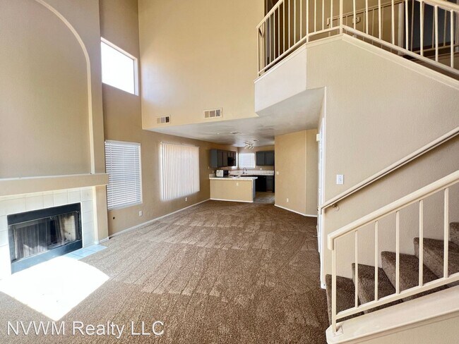 Foto del edificio - 3 br, 2.5 bath House - 3214 W Colton Ave