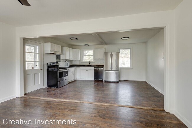 Building Photo - 4 br, 2 bath House - 4000 Westlawn Drive