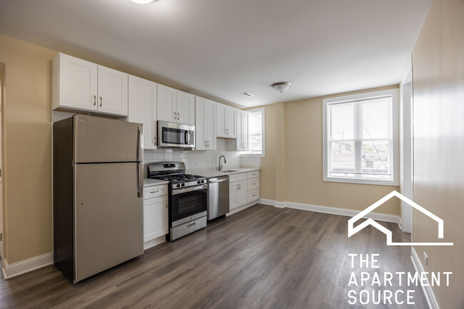 Foto del edificio - 2807 N Kilbourn Ave
