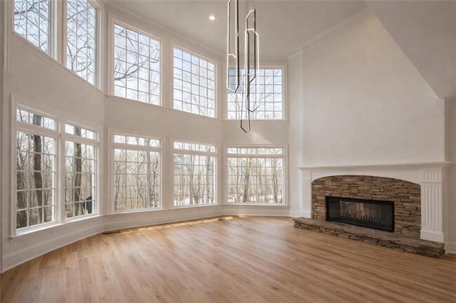 Foto del edificio - 1430 Hillcrest Heights