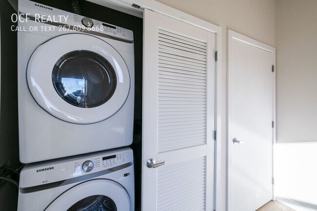 Building Photo - 1330-34 S Patton St