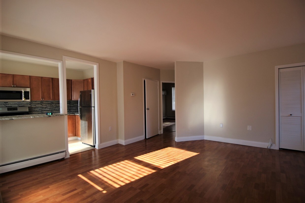 Foto principal - 263 10th St