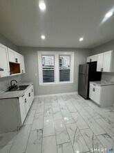 Building Photo - 180 Goffe Terrace