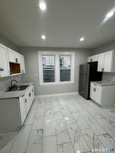 Building Photo - 180 Goffe Terrace