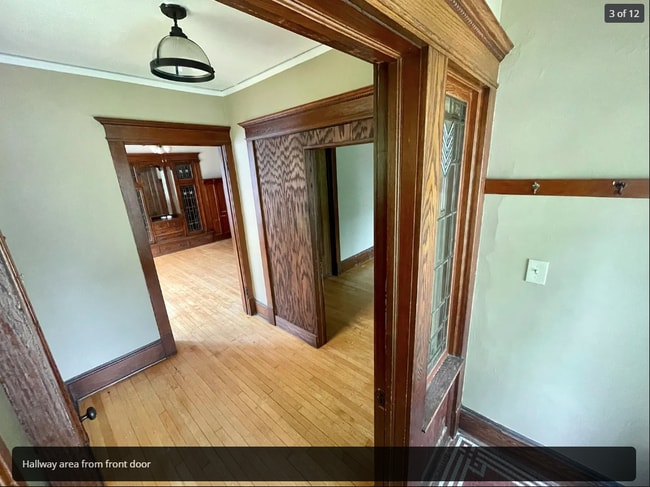 Building Photo - 2913 N Frederick Ave