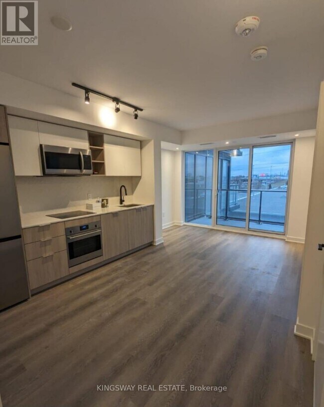 Building Photo - 36 Zorra St