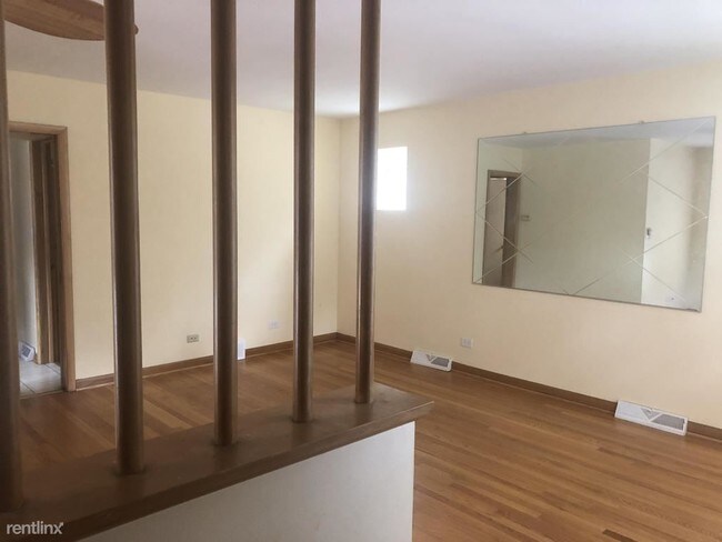 Foto del edificio - 7100 W Berwyn Ave