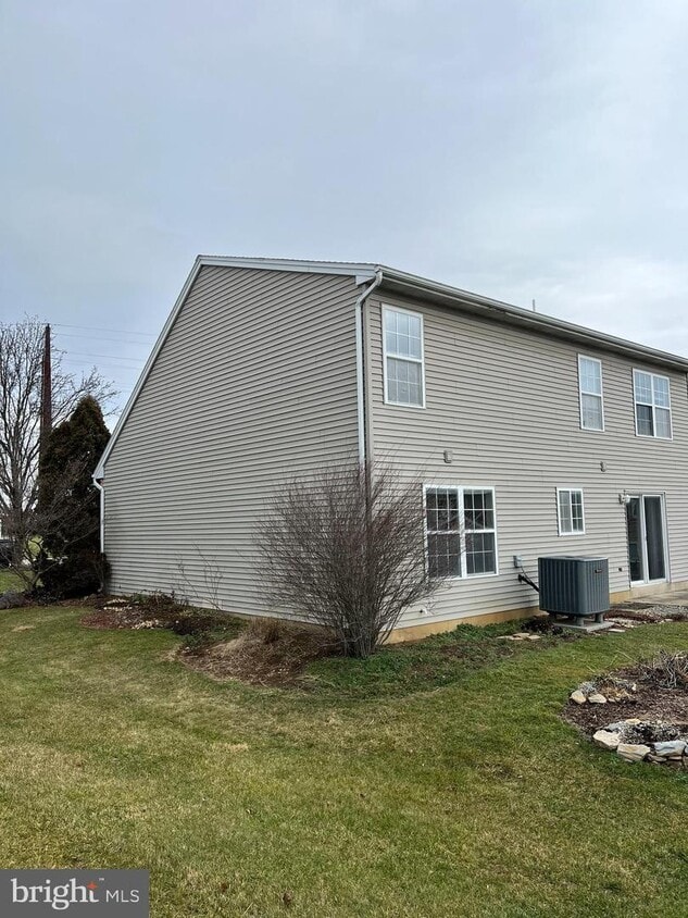 1557 MacIntosh Way, Hummelstown, PA 17036 House Rental in Hummelstown