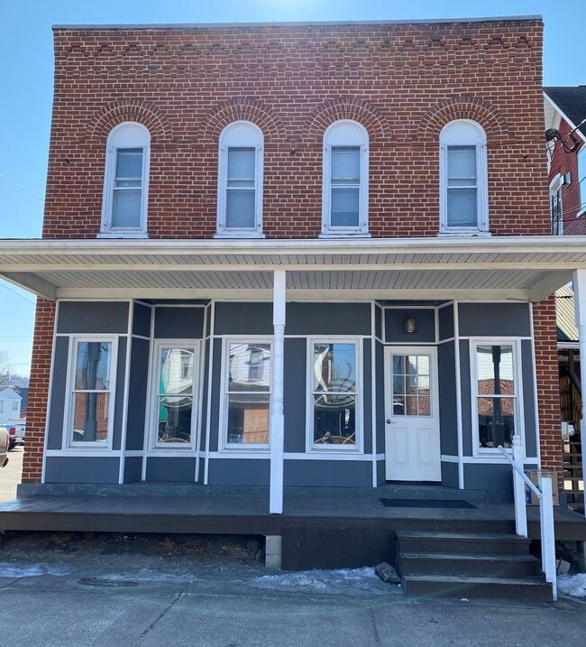 422 W 3rd St, Nescopeck, PA 18635 Townhouse for Rent in Nescopeck, PA