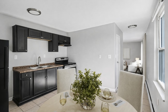 Building Photo - 3543 Harvey Ave