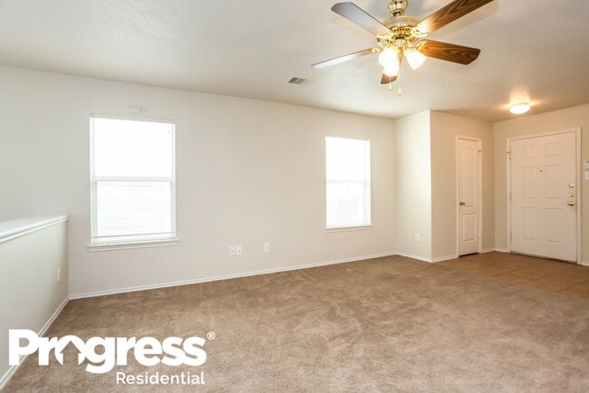 Foto del edificio - 2730 Skyview Grove Ct