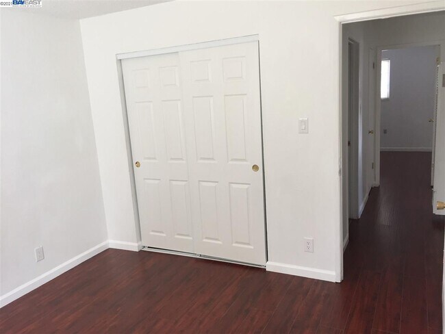 Building Photo - 2312 Spanos St