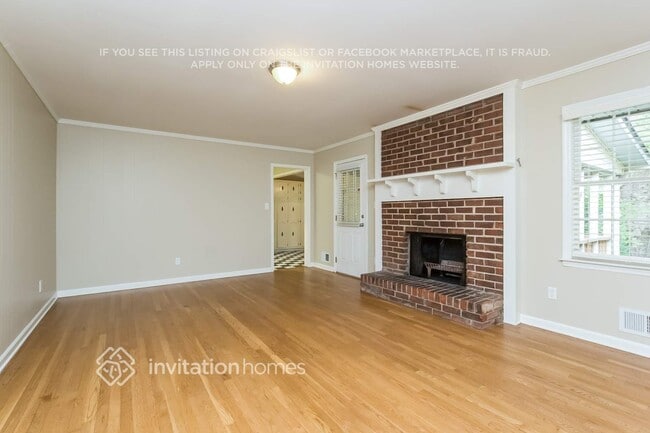 Building Photo - 680 Foxcroft Cir SE