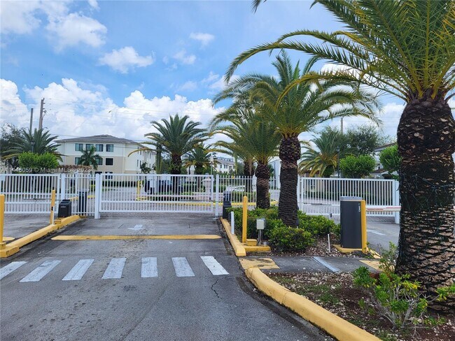Foto del edificio - 14092 SW 260th St