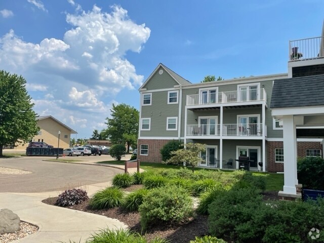 Building Photo - Country View Senior Apartments