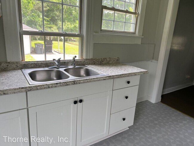 Foto del edificio - 3 br, 1 bath House - 722 Nashville Road
