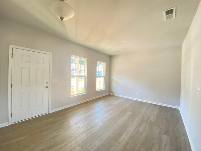 Foto del edificio - 6010 Wheeler Ridge Rd