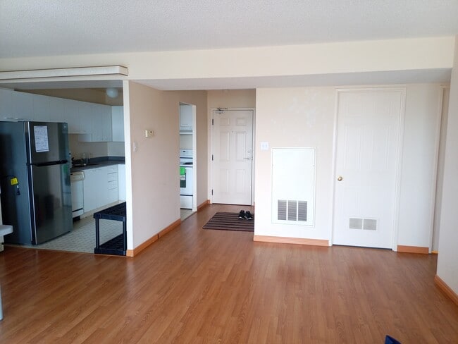 Building Photo - 30 Chapman Crt