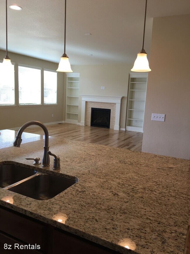 Foto del edificio - 5 br, 3 bath House - 5355 Retreat Circle