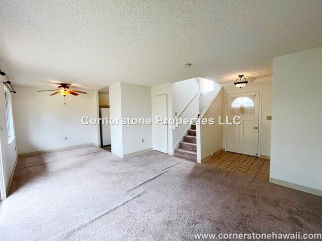 Building Photo - 95-1045-1045 Kuauli St