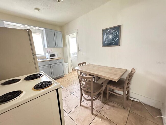 Foto del edificio - 728 Columbia St