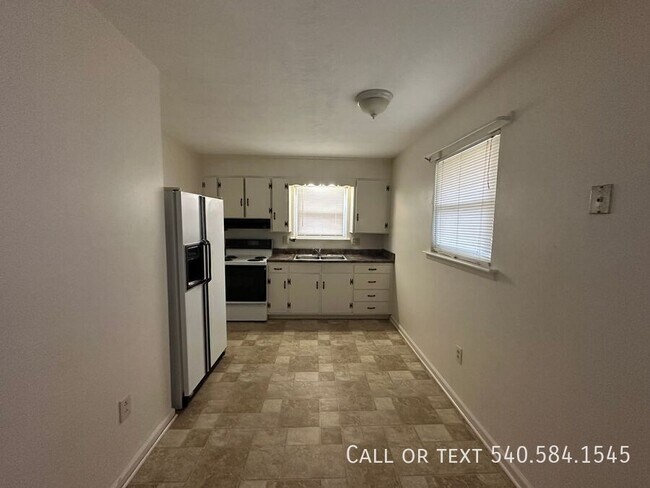 Foto del edificio - 3726 New Spring Branch Rd SE