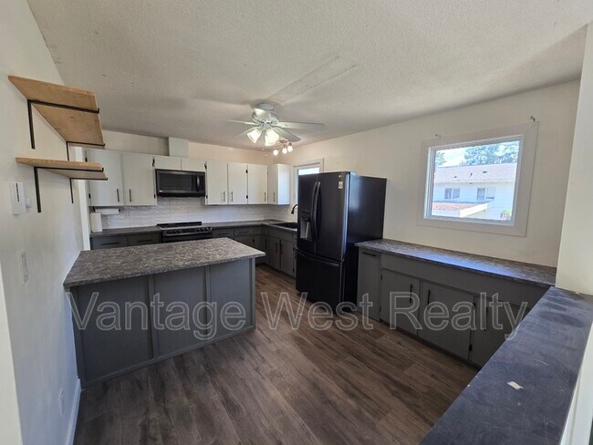 Photo du bâtiment - 420 Killarney Rd