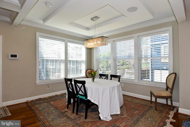 Foto del edificio - 2704 Brentwood Rd NE