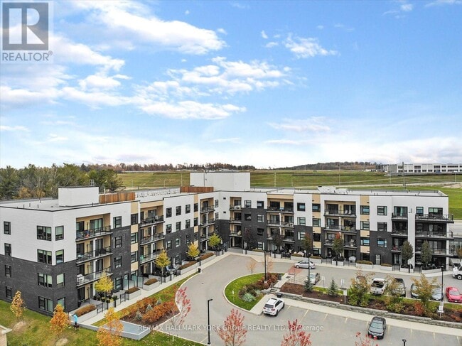 Building Photo - 555 William Graham Dr