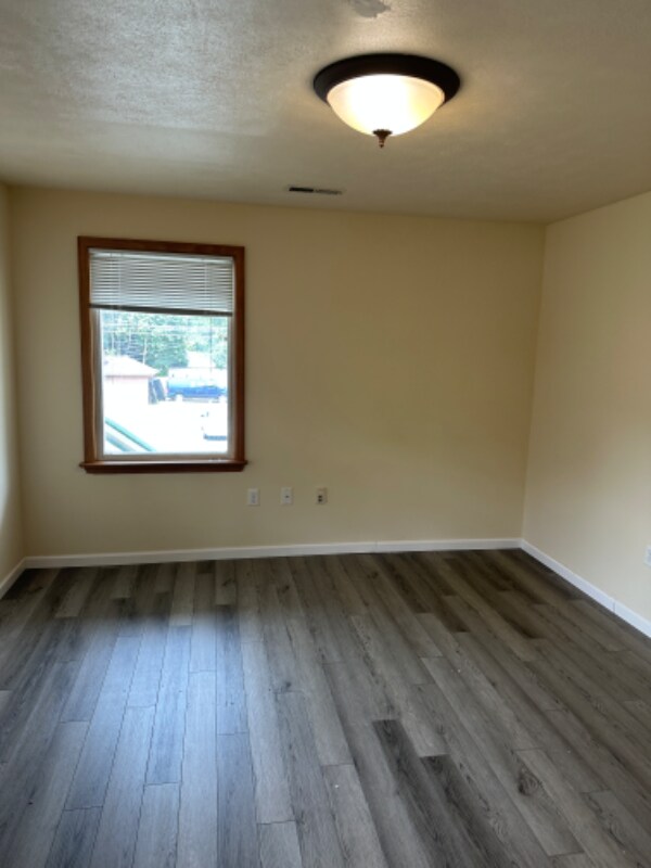 Foto del edificio - 409 S Pugh St