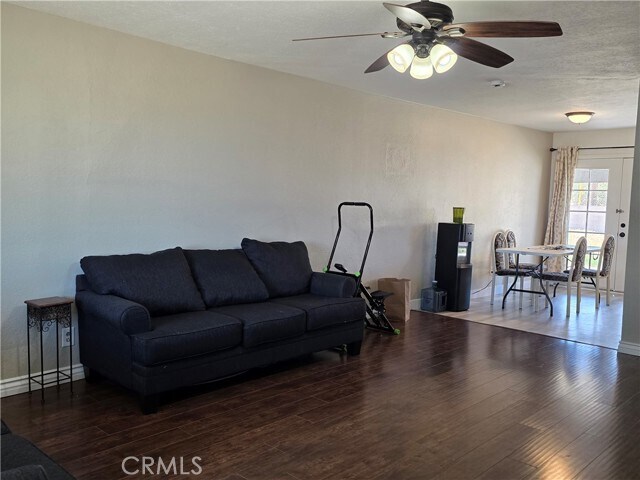 Foto del edificio - 25595 Cheryle St