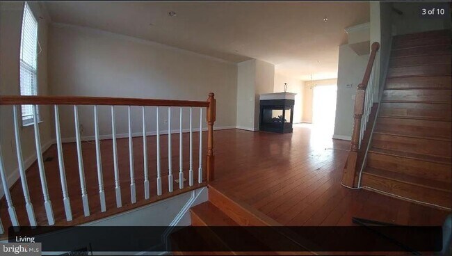 Building Photo - 511 Pelican Ave