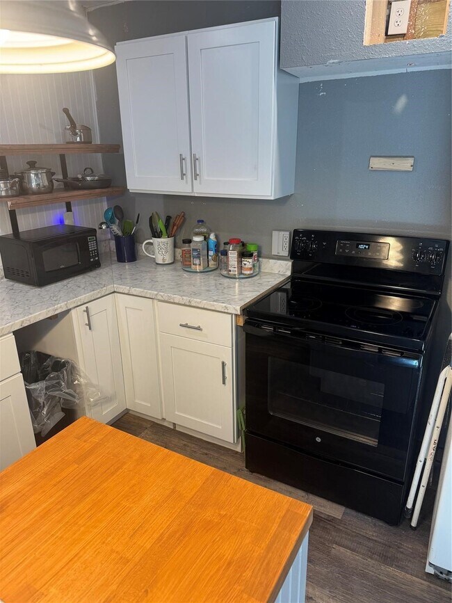 Foto del edificio - 13120 S Lee Shore Dr