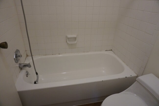 Photo - Cozy Pet Friendly 3 Bedroom 2 Bathroom House