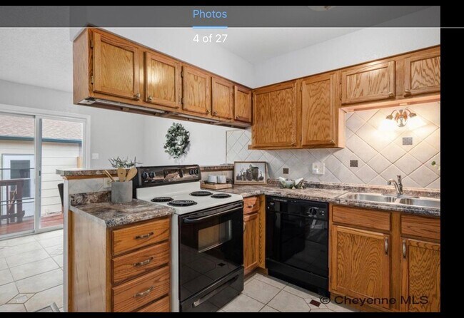 Foto del edificio - 5116 Jane Ln