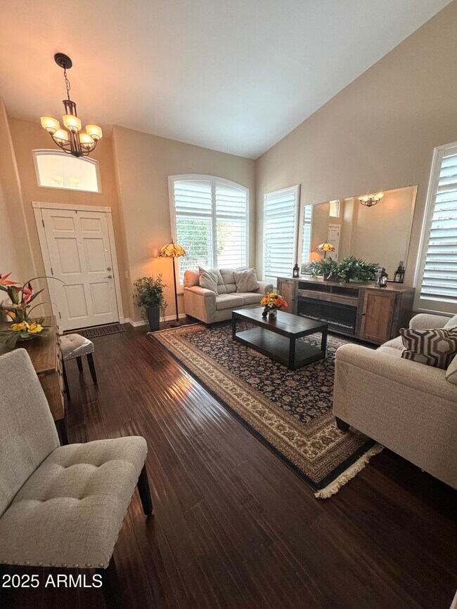 Foto del edificio - 4435 E Cathedral Rock Dr