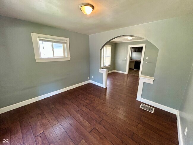 Foto del edificio - 2911 E Brookside Ave