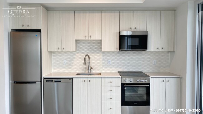 Photo du bâtiment - 15 Wellington St S