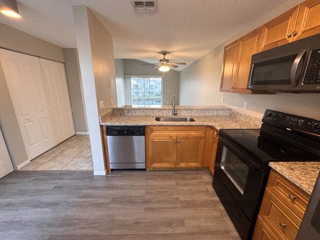 Photo - 2544 Woodgate Blvd Townhome