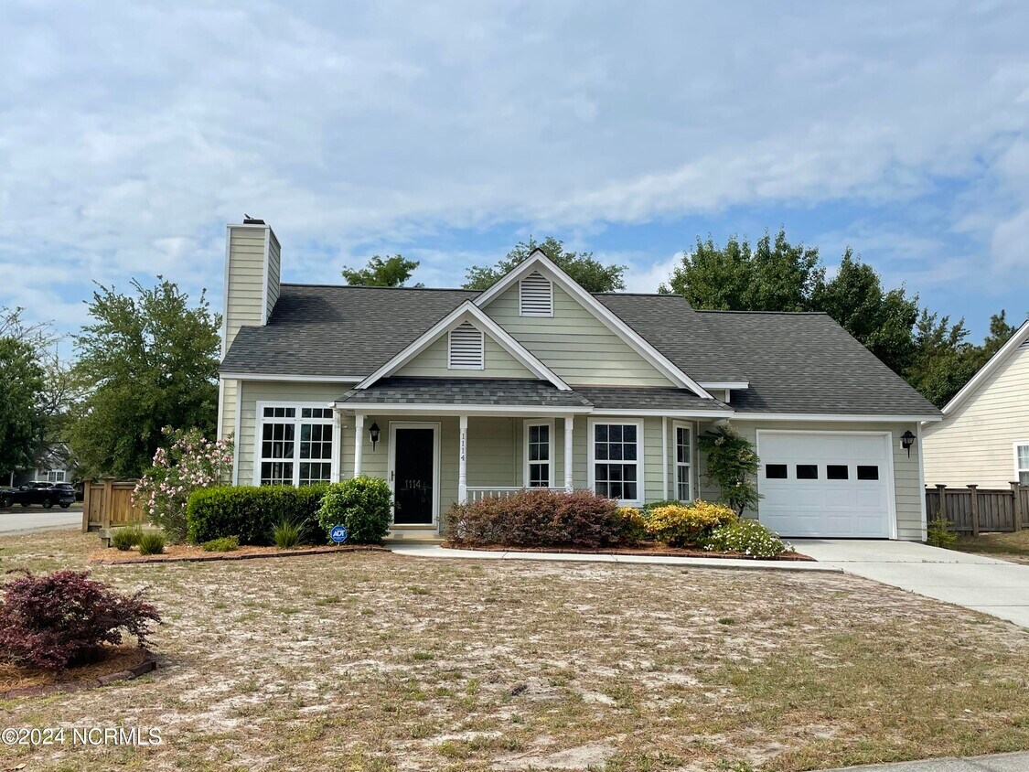 Primary Photo - 1114 Lacewood Ct