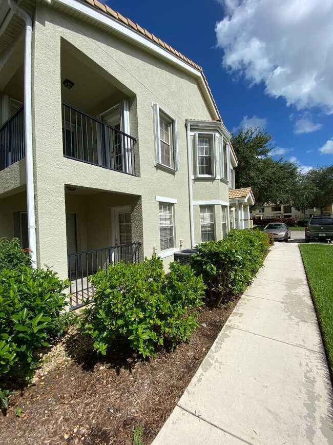 108 SW Peacock Blvd Unit 5101, Port Saint Lucie, FL 34986 Condo for