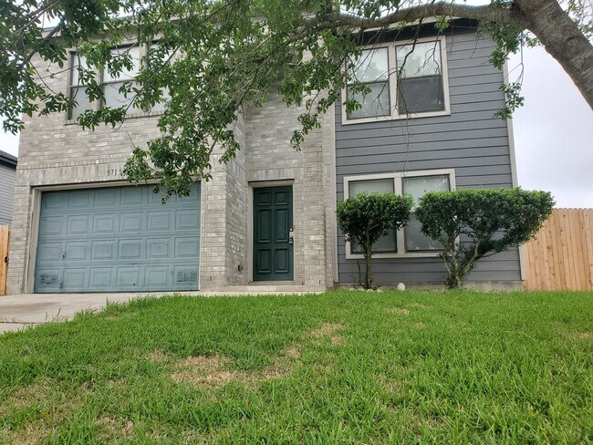 Building Photo - 5715 Allbrook